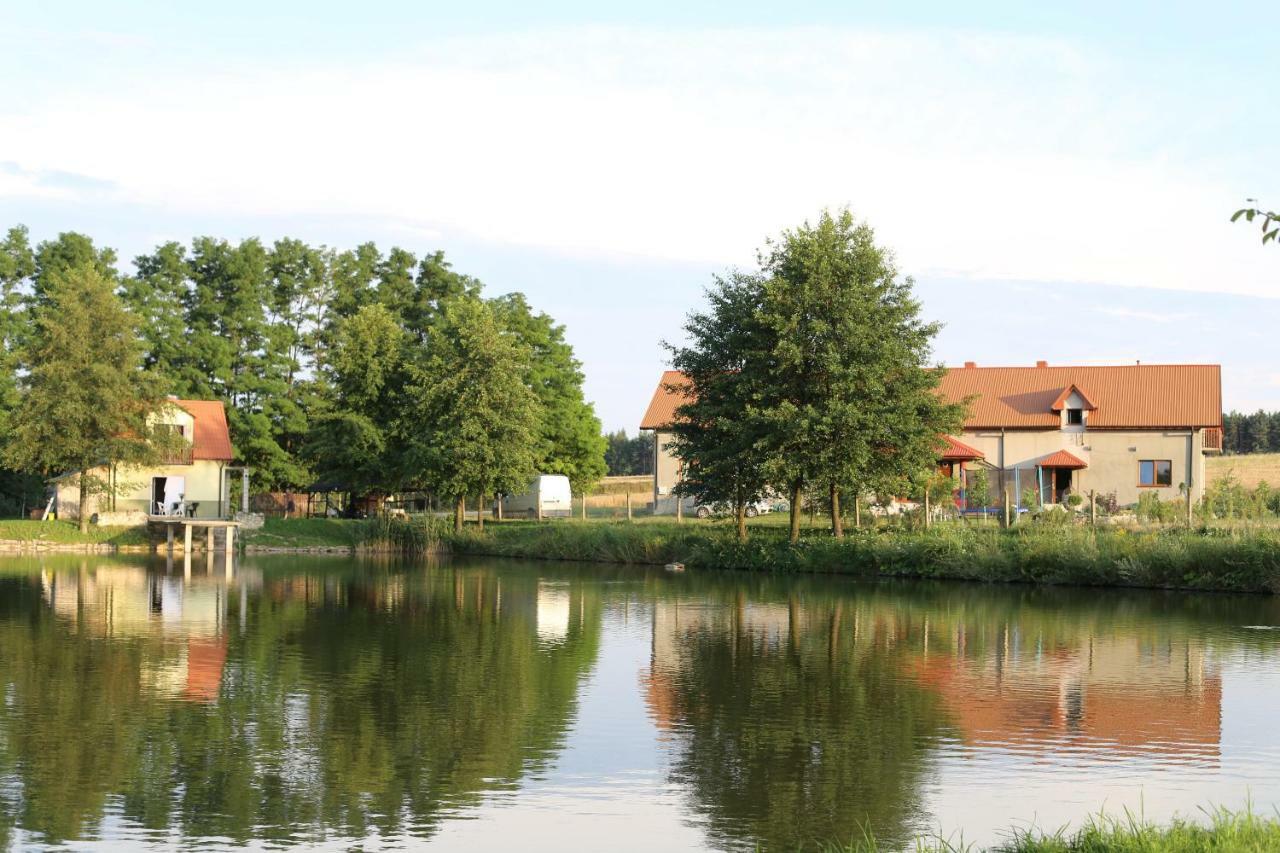 Agrowczasy Nad Stawem Villa Gartatowice Eksteriør bilde